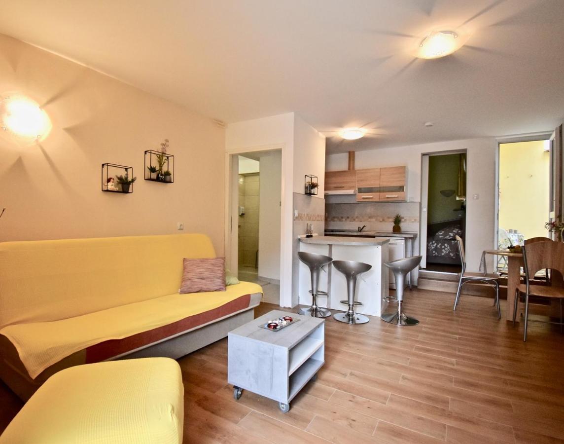 Holiday Apartments Medulin Exterior foto